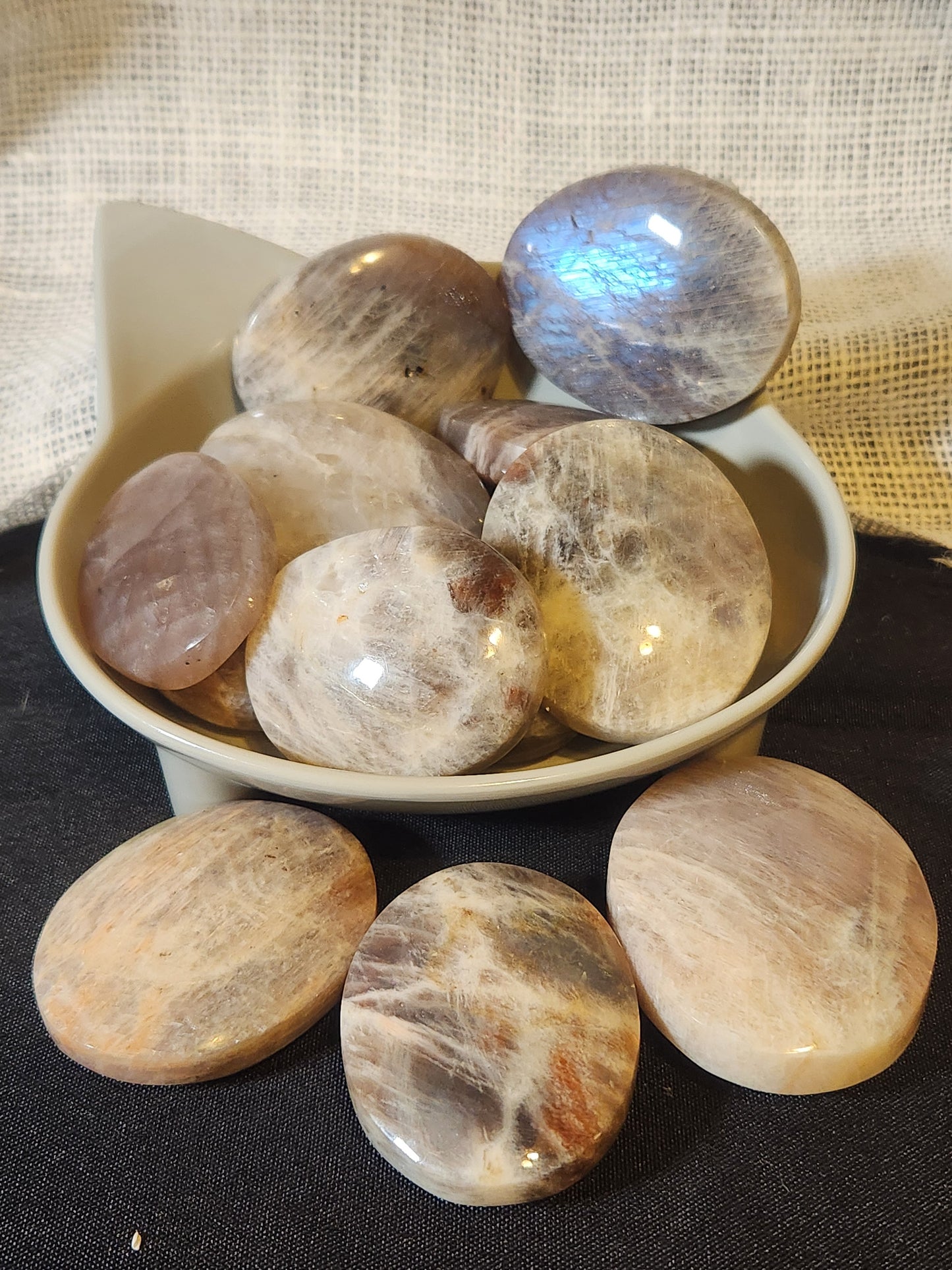 Moonstone Palm Stone