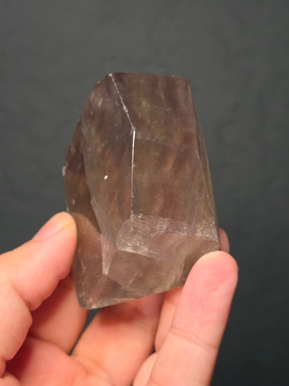 Fluorite Freeform - UV Reactive