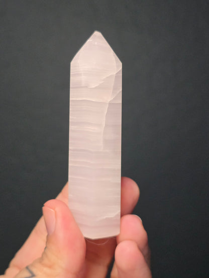Mangano Calcite Towers - UV Reactive