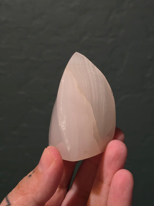 Small Mangano Calcite Flame - UV Reactive