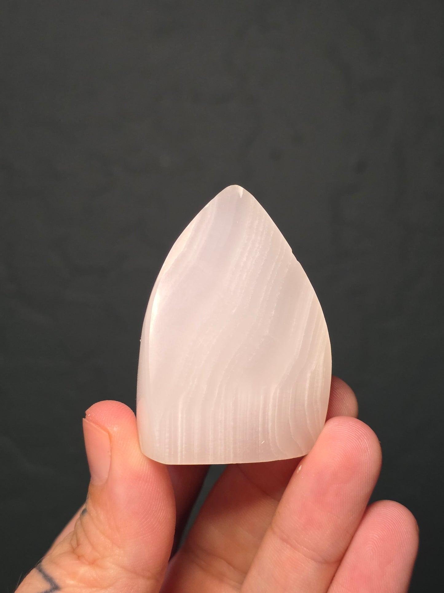 Small Mangano Calcite Flame - UV Reactive