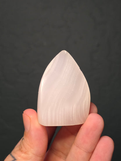 Small Mangano Calcite Flame - UV Reactive
