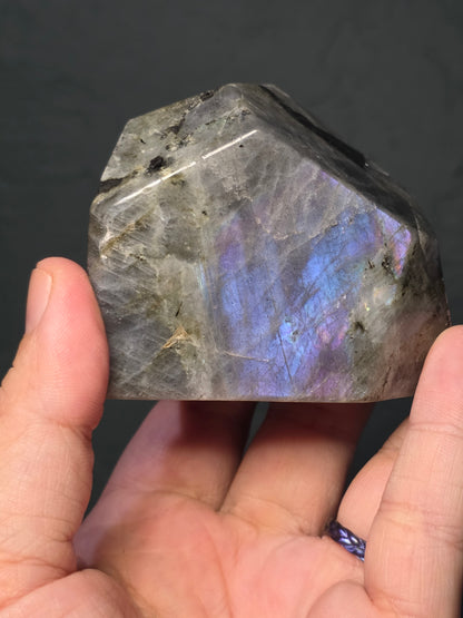 Labradorite Gusher