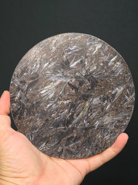 Arfvedsonite Disk